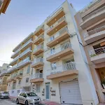 Bright 2br Sea Views From The Balcony * セント・ポールズ・ベイ